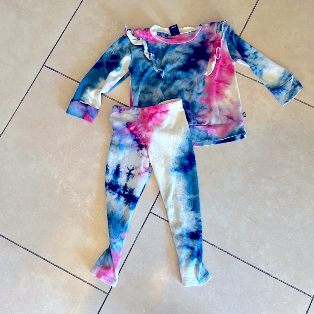 Tie dye sweat suit